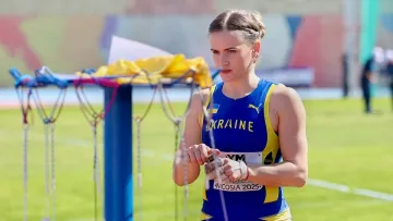 Будинок української легкоатлетки потрапив під обстріл: учасниця трьох Олімпіад лаконічно відреагувала