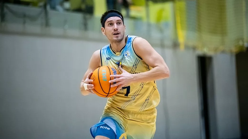 Буренко став гравцем Київ-Баскета: 33-річний захисник починав сезон у складі Будівельника