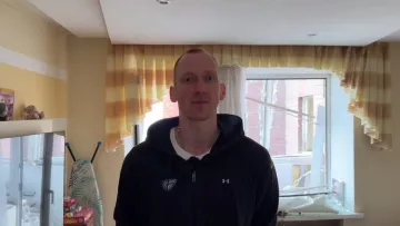 «Щоб хоч якось врятуватися‎»: відомий український спортсмен постраждав від обстрілів Росії