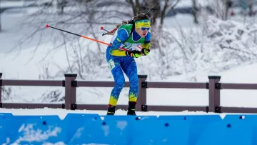 Двоє спортсменів взяли «золото» у спринті: в Україні стартував чемпіонат з біатлону серед юнаків та дівчат