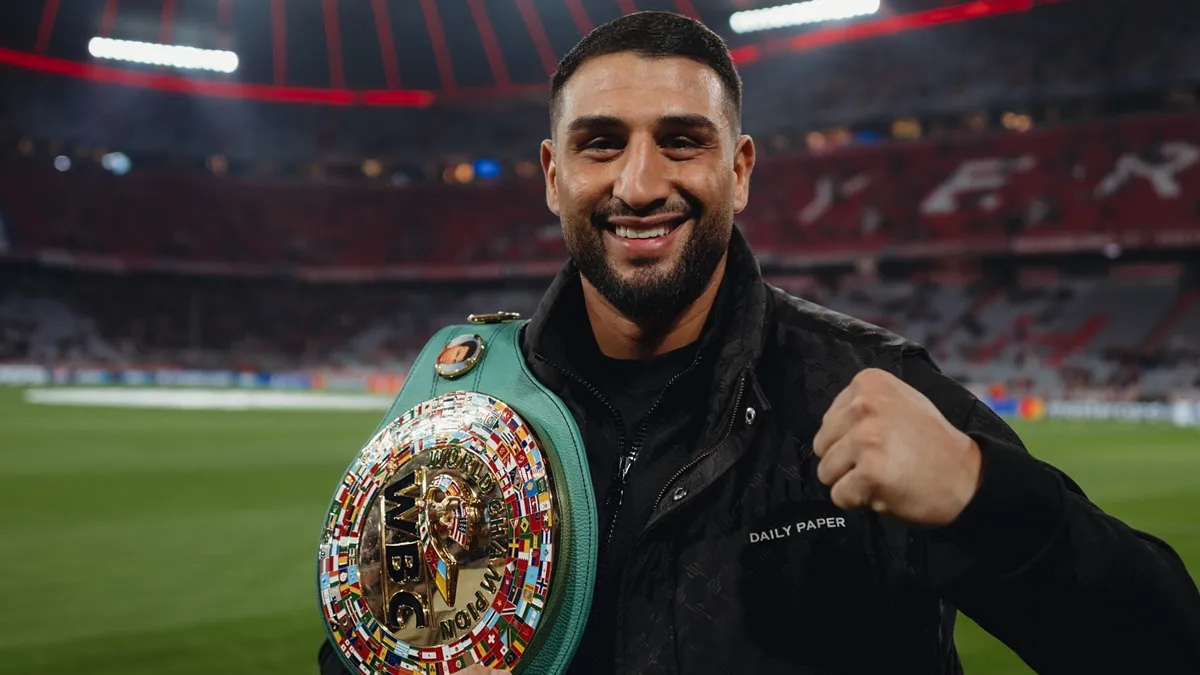 Усик може провести бій з тимчасовим чемпіоном світу за версією WBC: де та коли відбудеться поєдинок