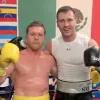 «Нормально він так мені надавав»: український боксер згадав спаринг з Канело