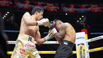 «Я не зміг»: український боксер відреагував на фіаско у бою за титул чемпіона світу WBO