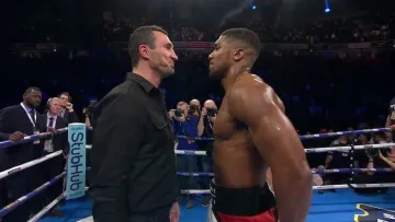 «Я щиро засмучений»: Кличко відреагував на трагічну смерть тренерів Ентоні Джошуа в ДТП в Нігерії