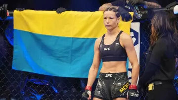 Українка Марина Мороз достроково програла бій UFC: суперниця провела больовий прийом з придушенням