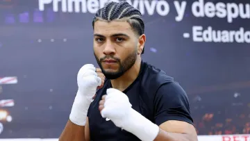 IBF офіційно забрала пояс у Ломаченка після його завершення кар’єри: хто став чемпіоном світу замість українця