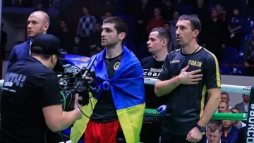 Чухаджян – обов’язковий претендент на чемпіонство: Сенченко розповів про можливий бій українця з Еннісом