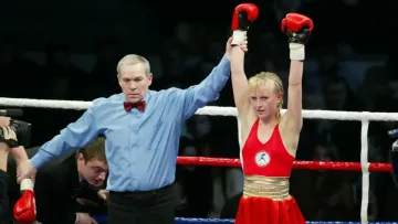 «Ще й накопала його ногою‎»: Шатернікова згадала, як до неї чіплявся п’яний незнайомий чоловік