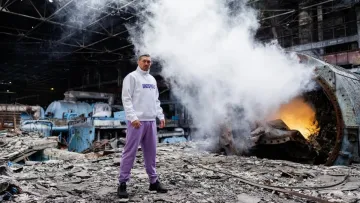 Фото тренування Усика на зруйнованій ТЕС отримало визнання: Sky Sports опублікував топ-50 спортивних світлин року