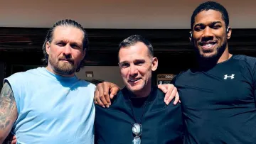 «Зіграти разом на футбольному полі»: Усик заінтригував заявою після зустрічі з Джошуа та Шевченком