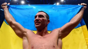 «При всій повазі до Усика»: Сосновський назвав найкращого професіонального боксера в історії України