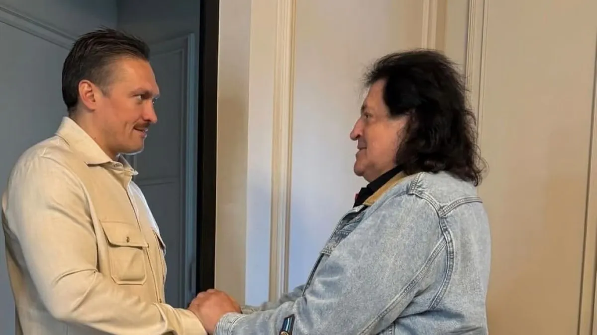 Кар'єра не тільки в боксі: зірка шоубізнесу має намір випустити спільну пісню з Усиком