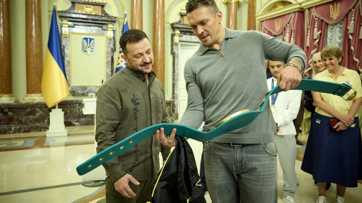 Зеленський зробив заяву після вражаючої перемоги Усика над Дюбуа: «З Україною в серці»