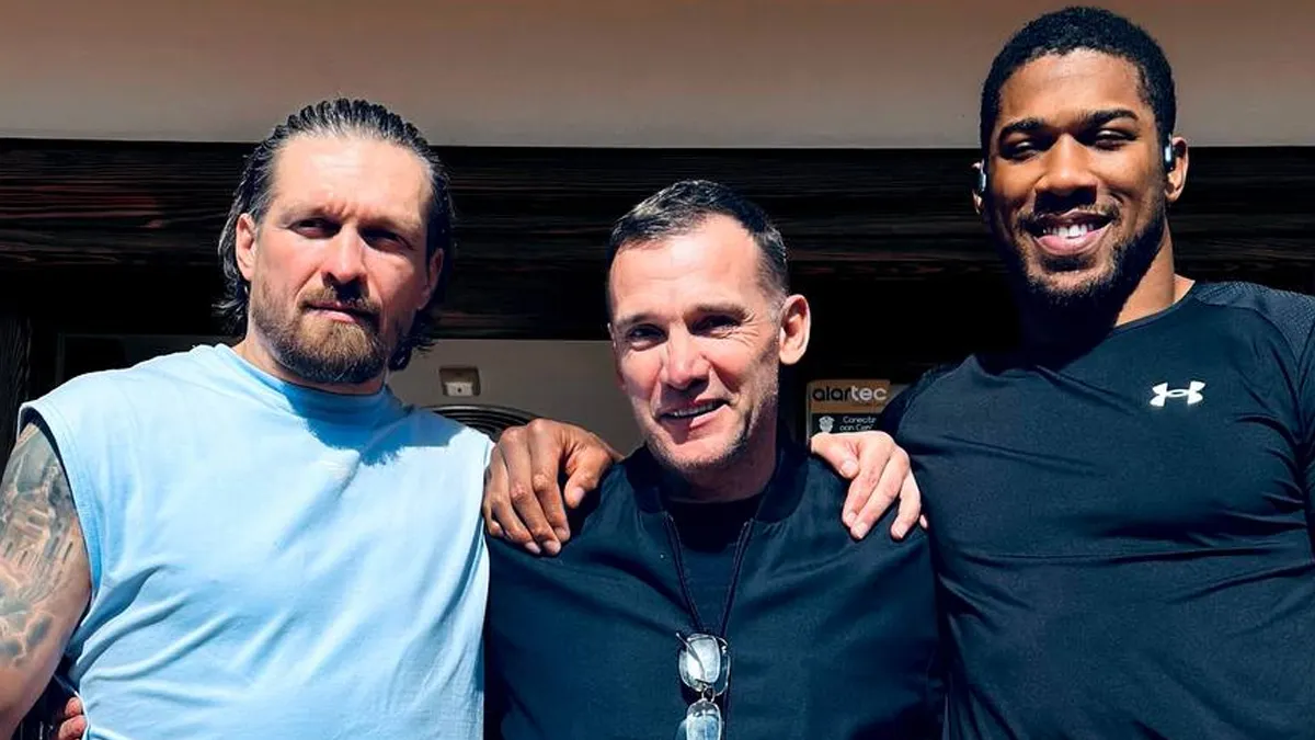 «Зіграти разом на футбольному полі»: Усик заінтригував заявою після зустрічі з Джошуа та Шевченком