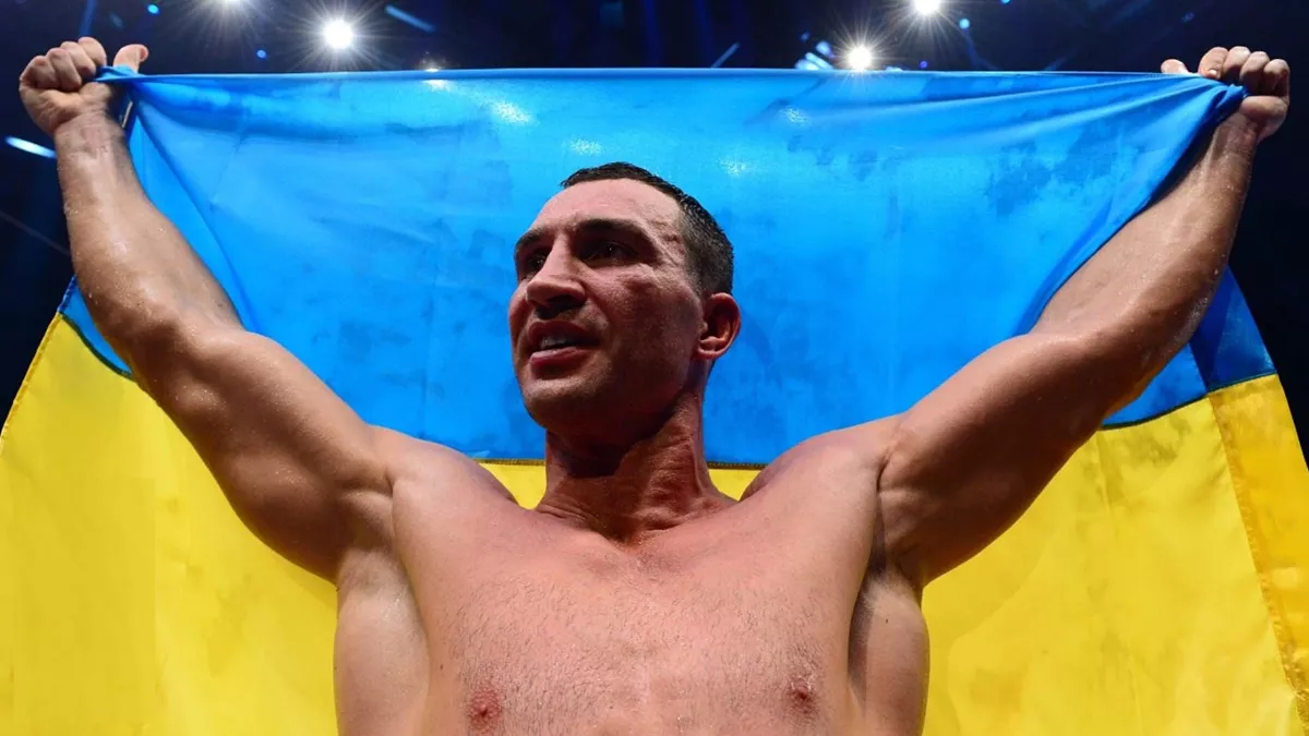«При всій повазі до Усика»: Сосновський назвав найкращого професіонального боксера в історії України