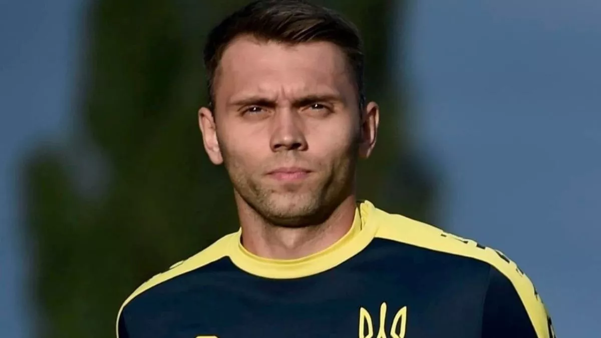 Футболісти Динамо прибули до розташування збірної України: національна команда поповнилася чотирма гравцями