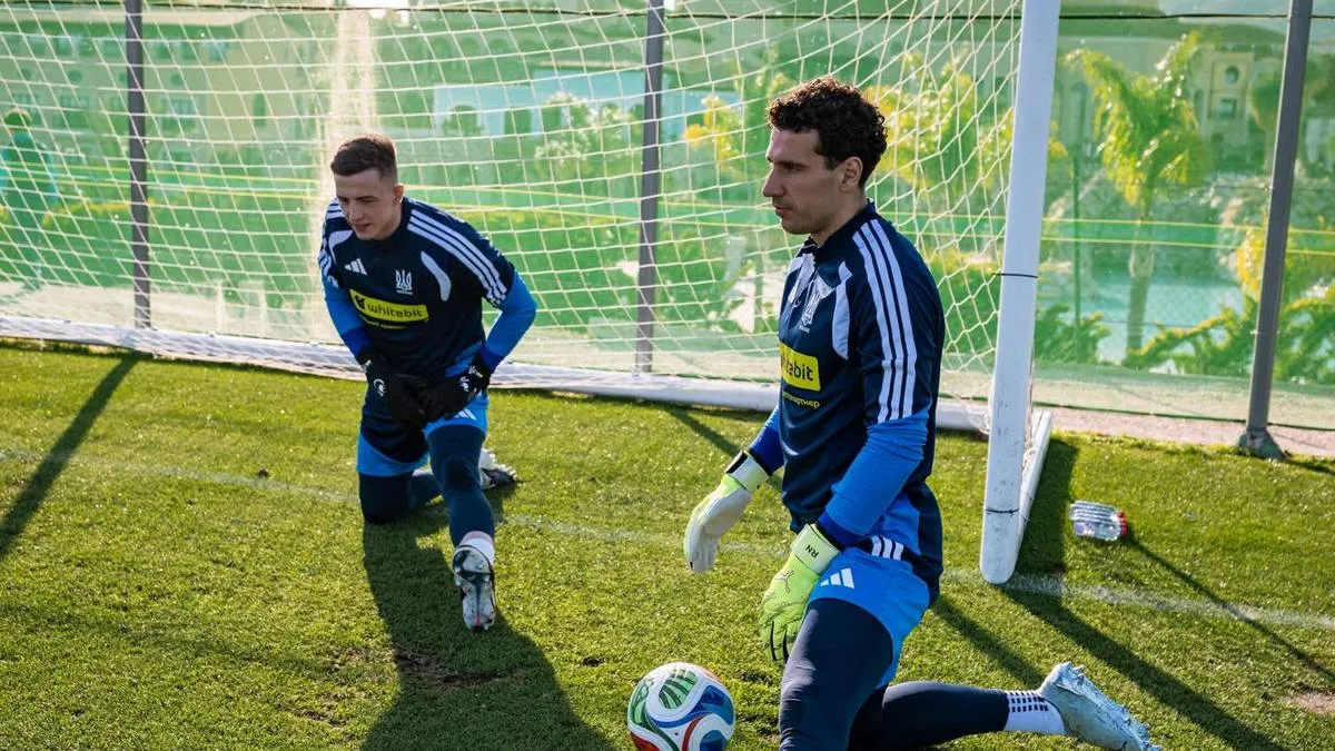 Нещерет отримав дебютний виклик до збірної України: відомий коуч висловився про справжній рівень кіпера Динамо