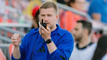 Асистент Реброва був відсутній на матчі з Ісландією: відомо, що сталося з помічником головного тренера збірної