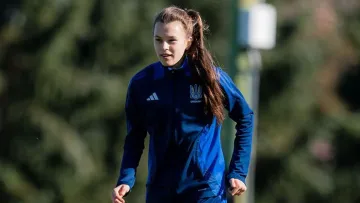 Кинув пляшку з трибун: батько зірки збірної України відзначився ганебним вчинком на футзальному матчі