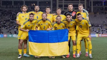 Збірна України обіграла Ісландію у матчі з вісьмома голами: реакція фанів команди Реброва була різною