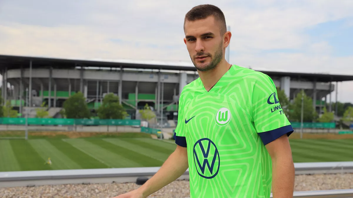 Шахтар знайшов заміну Степаненку: донецький клуб підпише опорного півзахисника із клубу Бундесліги
