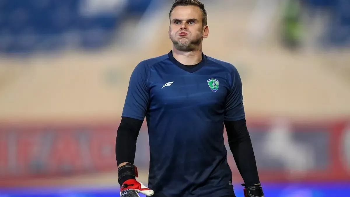 Ексголкіпер Динамо змінить клуб за кордоном: воротар повернеться у колишню команду