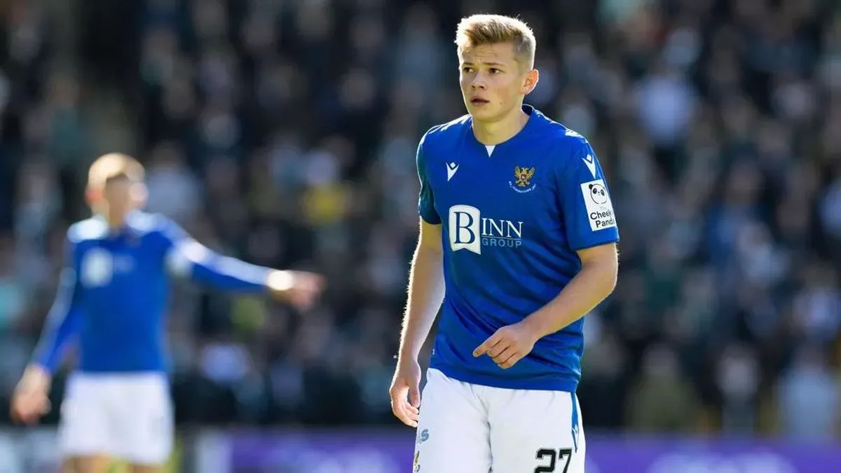 Карпати вирішили долю півзахисника на перегляді: чи підписав клуб українського легіонера із чемпіонату Шотландії