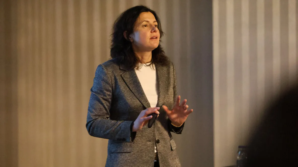 Гравці Динамо і Шахтаря послухали лекції: хто завітав до розташування українських клубів у Туреччині