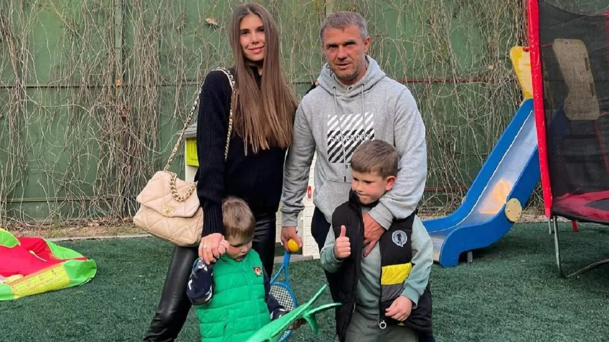 Дружина Реброва опублікувала відео голу сина тренера збірної України: відомі кумири футбольні юнака 