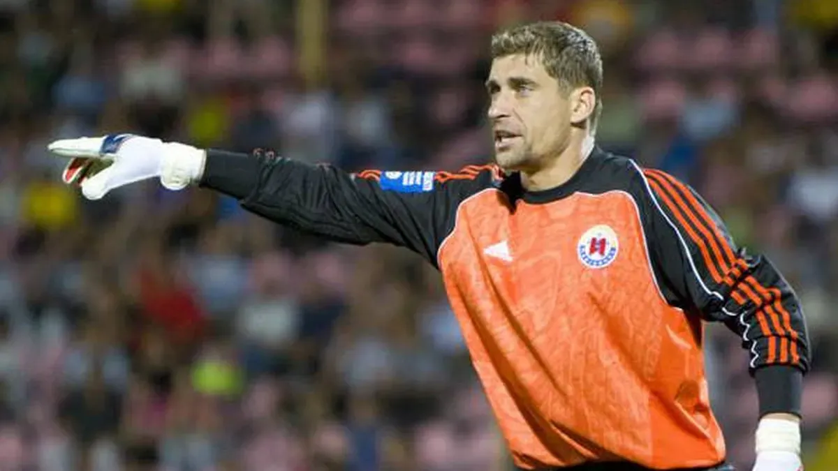 «‎Руські наче з глузду з’їхали»: ексголкіпер Динамо згадав гру збірної України проти РФ у відборі до Євро-2000