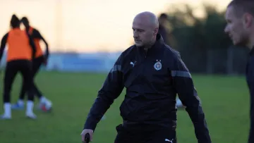 «Варіанти із Сербії, Словенії, Угорщини, Саудівської Аравії й ОАЕ»: екскоуч Шахтаря два роки сидить без клубу