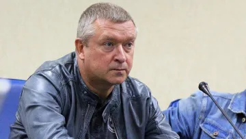 Керував Дніпром у Лізі Європи, а тепер тренує росіян: відомий фахівець втік до Тимощука в РФ