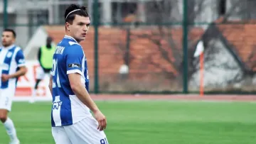 Син зіркового тренера УПЛ залишив закордонний клуб: Україна не визнає незалежність цієї країни