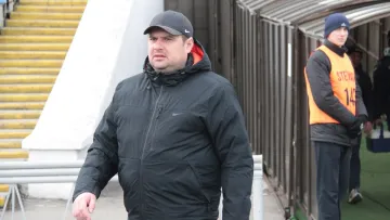 «Як розминка на фізкультурі»: ексфорвард Дніпра і Металіста Гоменюк назвав найгіршого тренера у своїй кар’єрі