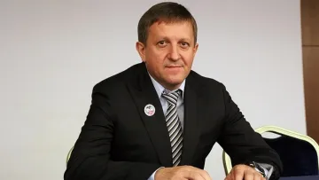 Від капітана збірної до пособника окупантів: колишній кривдник Динамо очолив фейковий Шахтар з «‎ДНР»