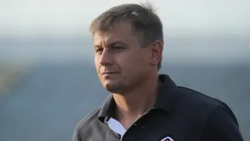 «Маю навіть посвідчення монтажника»: екскапітан Шахтаря працював будівельником на початку кар'єри