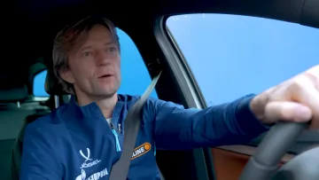 «Відчуття нереальні»: Тимощук сказав, до якої найбільшої швидкості він розганявся на машині у своєму житті