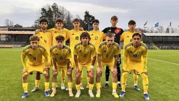 Все завершилося бійкою та вилученням: збірна України невдало розпочала відбір до Євро-2027