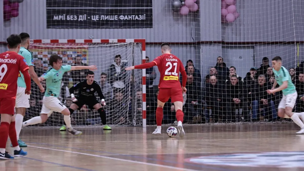 Перемога Атлетика і результативна нічия в Хмельницькому: турнірна таблиця чемпіонату України з футзалу