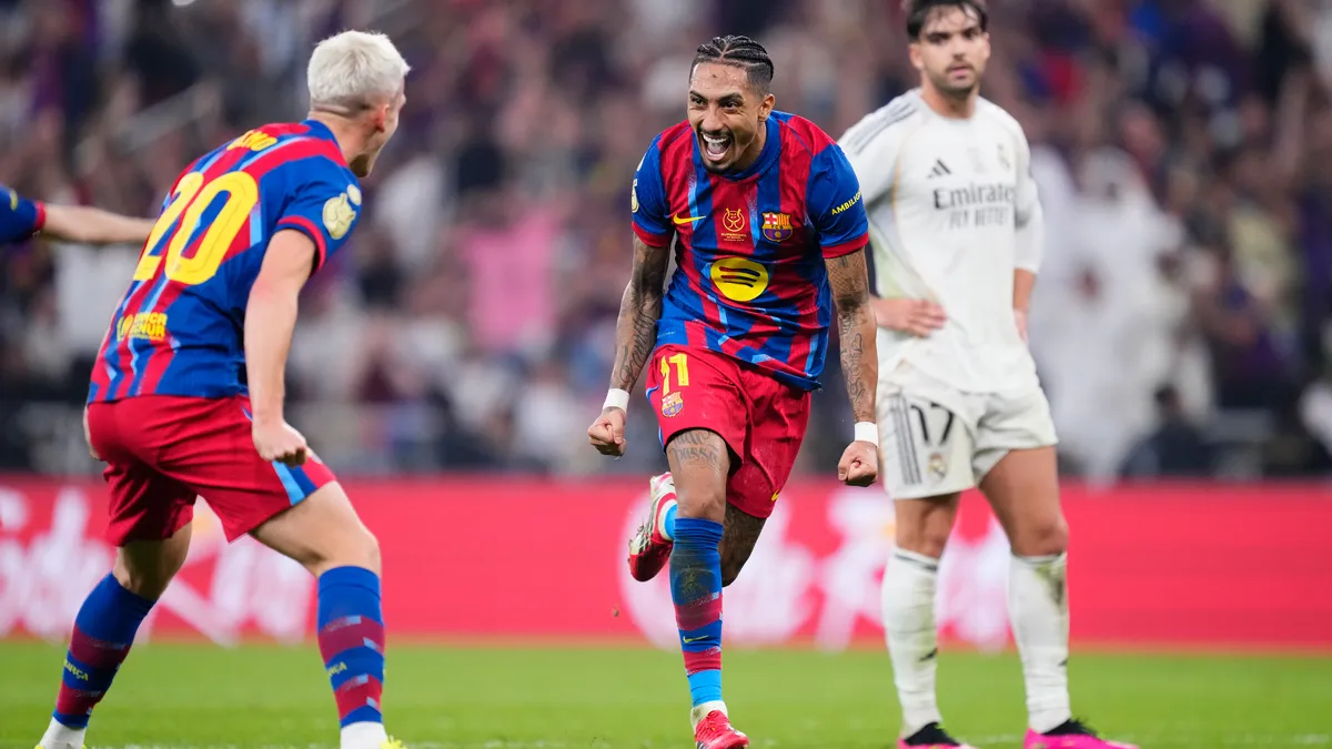 Реал та Барселона розіграли Суперкубок Іспанії у грі з п'ятьма голами та вилученням: чи з'явився на полі Лунін