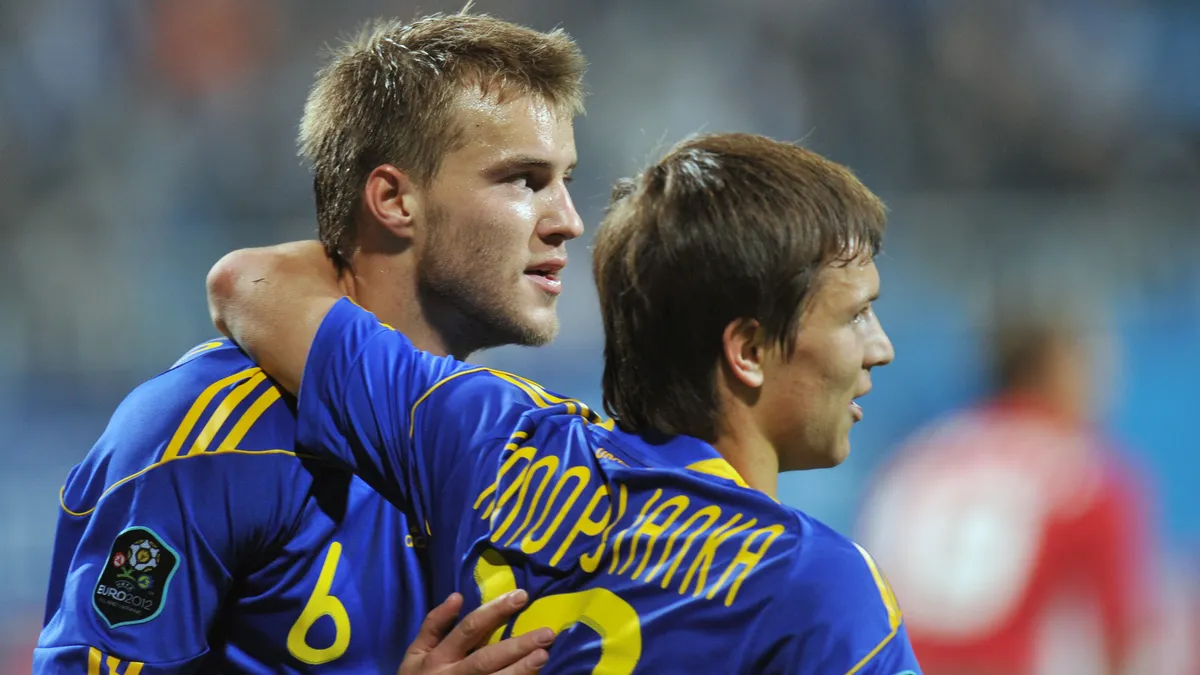 «Скільки він мені пасів віддавав в збірній?»: Коноплянка сказав всю правду про свої відносини з Ярмоленком