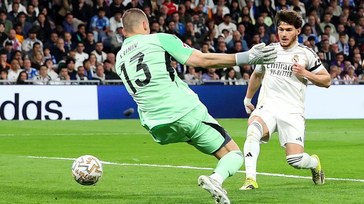 Допоміг Реалу перемогти в дербі з пов'язкою капітана: які оцінки отримав Лунін за матч з Атлетіко