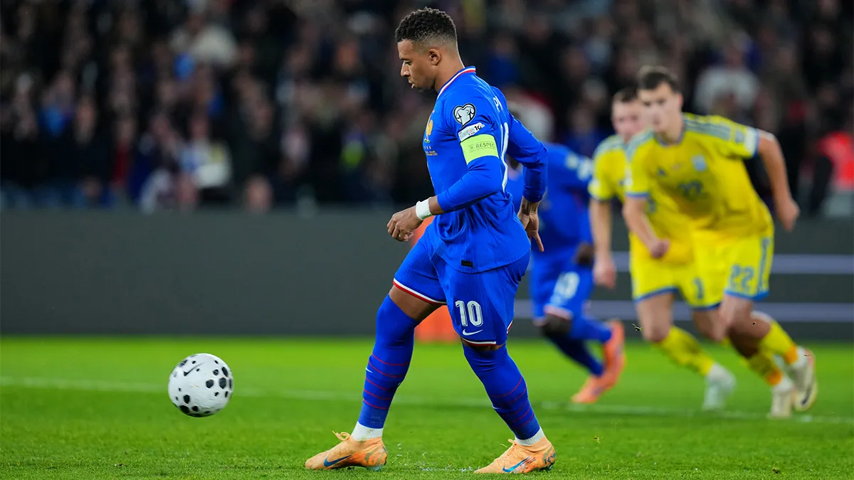 «Показав, що мені є куди рости»: Михавко поділився враженнями від гри проти Мбаппе у відборі до ЧС-2026