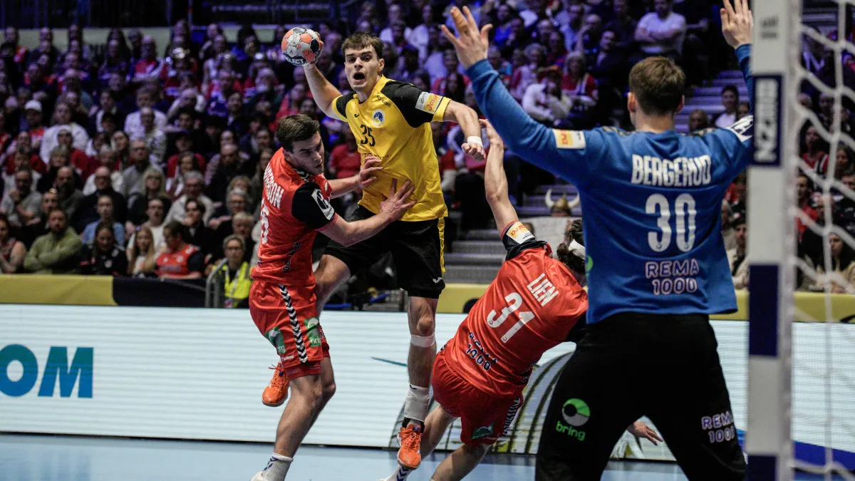 Збірна України стартувала на Євро-2026: як наші гандболісти зіграли проти господарів турніру