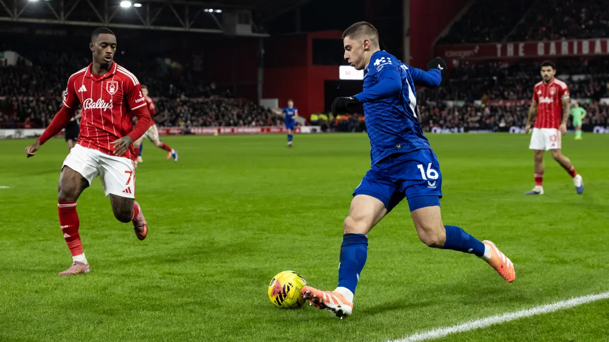 «Суперник зробив забагато навісів з його флангу»: Миколенко отримав погані відгуки за гру з Ноттінгемом