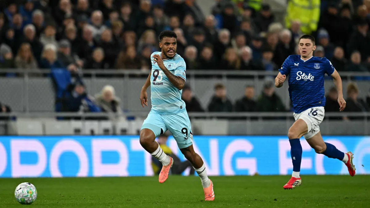 Миколенко і Ярмолюк зіграли чергові матчі в АПЛ: Евертон переміг Бернлі, Брентфорд зіграв внічию з Борнмутом