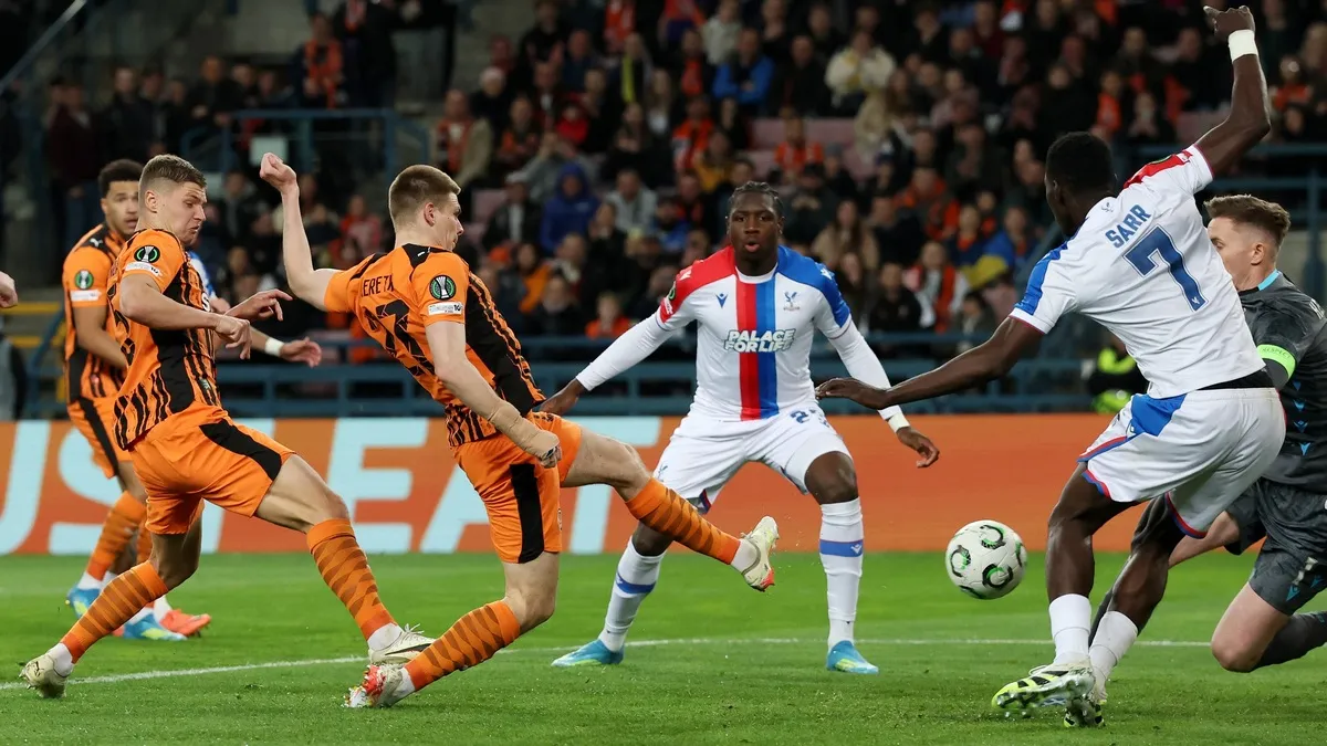 Ахметов став свідком антирекорду у матчі Шахтаря з Крістал Пелас: результати перших поєдинків 1/2 фіналу ЛК