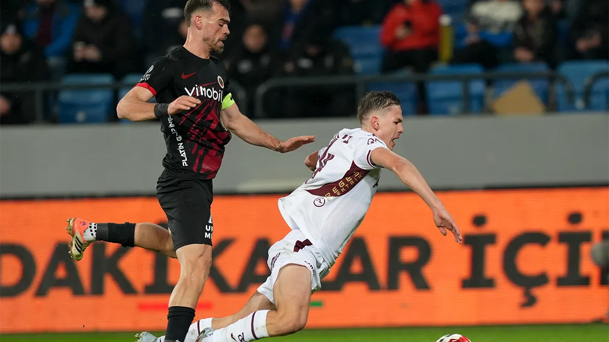 Сікан може змінити клуб: Трабзонспор узгодив оренду з Касимпашею – клуби очікують рішення українця