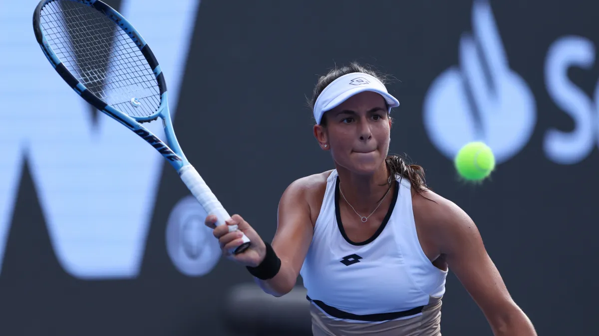 «Згадували моїх батьків і навіть надіслали фото пістолета»: італійській тенісистці погрожували перед грою