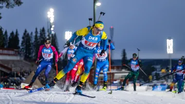 «Зачепився в тій каші і просто впав»: український біатлоніст пояснив свій провал у естафеті